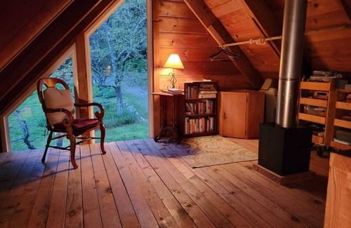 Dutch Flat Cottage | Ski Lease Mountain Retreat