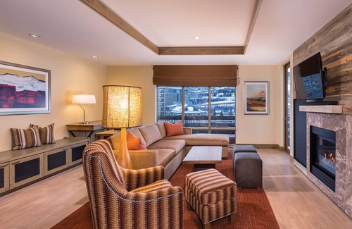 Avon Resort | Ski Paradise at Wyndham Resort at Avon - 2 Bedroom Villa - Sleeps 6!