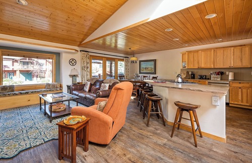 Old Town House | ☼ Ski Resort Views From Deck | Slopeside 202 | Private Hot Tub