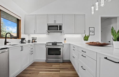 Steamboat Springs Apartment | Ski Town Suite in the Heart of Old Town Steamboat Springs. Pet Friendly!