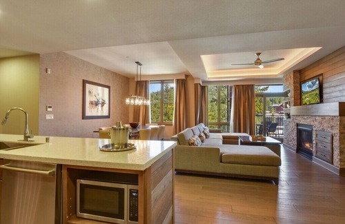 Truckee Villa | Ski Week at Northstar California Resort/Ski in Ski out/3br Villa/February 15-22