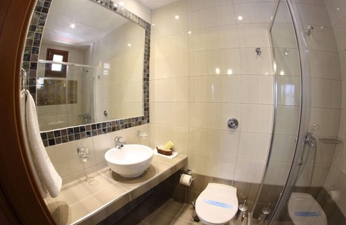 Troulos House | Skiathos Island Suites