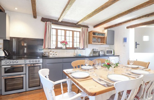 Callington Cottage | SKIBER COOMBE, family friendly, with pool in Launceston