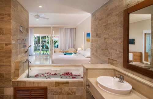 Puerto Plata Resort | Skip the resort tour! Puerto Plata, Dominican Republic COFRESI BEACH V.I.P.
