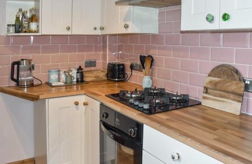 East Cowes House | Skipper's Rest