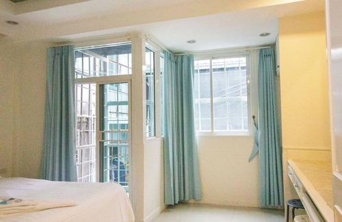 Samsen Nok Hotel | Skutan Inn Sutthisan Nexus Opal