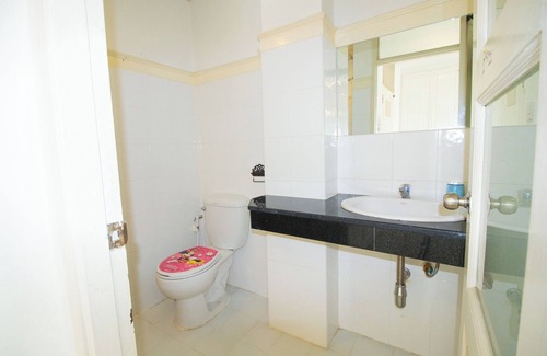 Samsen Nok Hotel | Skutan Inn Sutthisan Nexus Opal