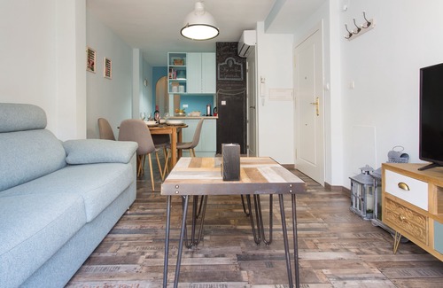 Albaicin Apartment | Sky is Blue in Granada - Private Parking Included