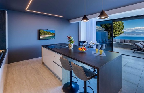 Medveja Villa | Sky Pool Villa Medveja: heated pool, spa, sea view