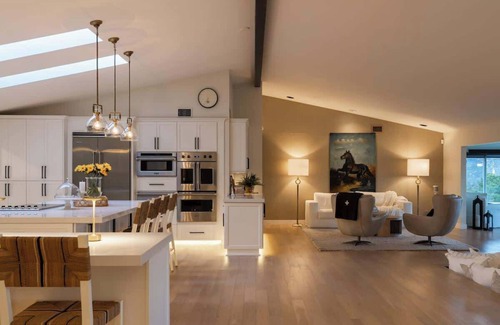 Fallbrook House | Sky Ridge: Indoor Pool, Privacy, Wine Country