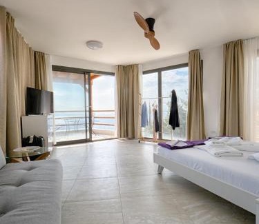 Skiathos Town Resort | Sky Sea Resort Skiathos