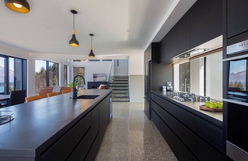 Frankton Villa | Sky Villa A