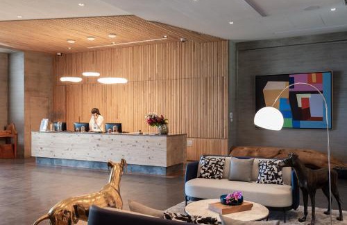 White Sand Beach Resort | SkyeBay Club