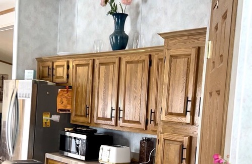 Bloomington House | SkyGazers Delight. One of the Safest areas in Bloomington. Super easy access!