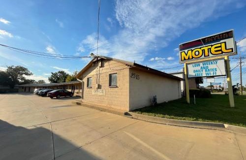 Bartlesville Hotel | Skyline Motel by Hotel O Bartlesville