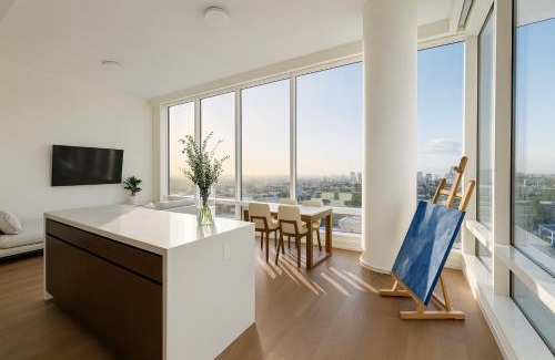 Downtown Los Angeles Apartment | Skyline Serenity Penthouse