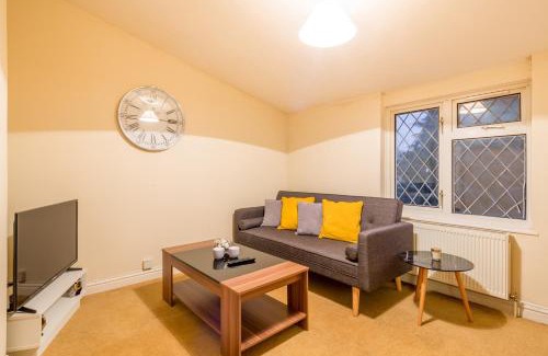 Stevenage Apartment | Skyline Serviced Apartments - Colestrete
