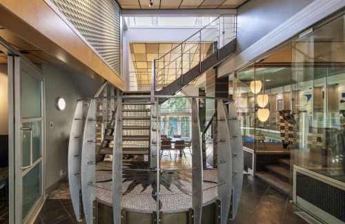 Elkhorn House | Skyline Villa Indoor Pool Hot Tub