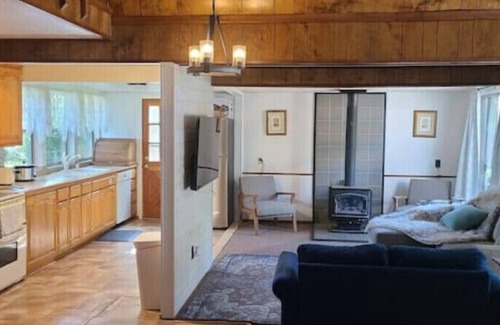 Mimbres House | SkyView at Lake Roberts getaway