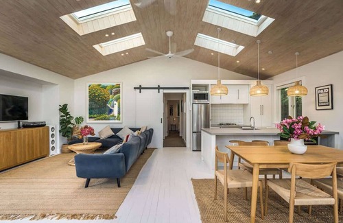 Waiheke Island House | Skyview Onetangi | Stay Waiheke
