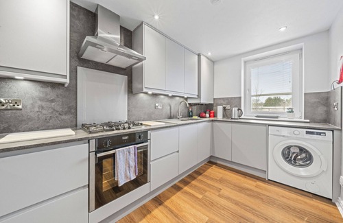 Merchiston Apartment | Slateford 2 Bedroom Apartment - Edinburgh