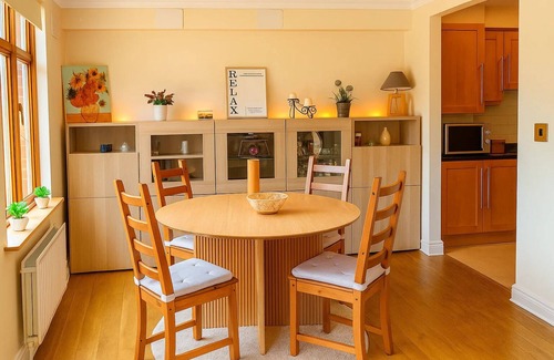 Castleknock Apartment | Slavia !