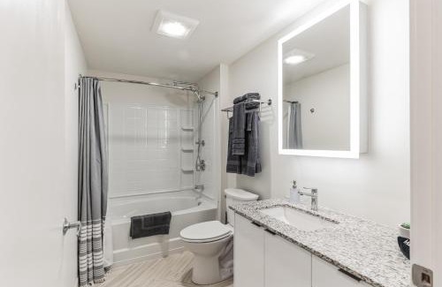 Gateway District Apartment | Sleek downtown Cleveland apartment