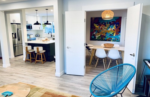 Kingsland House | Sleek Modern Brand New Bungalow near Chinook mall