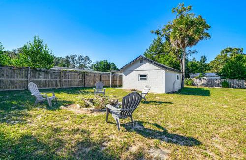 Homosassa Apartment | Sleek Studio Bunk 2 Mi to Chassahowitzka River!