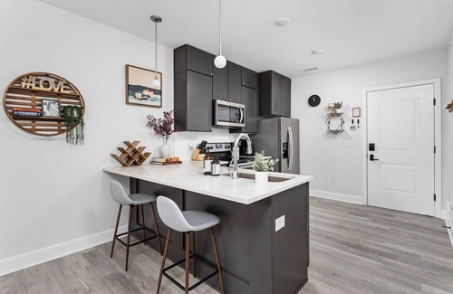 Meridian-Kessler Apartment | Sleek Studio Unit Near Broad Ripple by Cozysuites