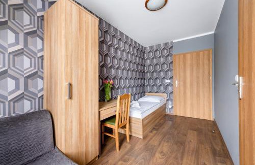 Lubliniec Bed & Breakfast | Sleep&Go