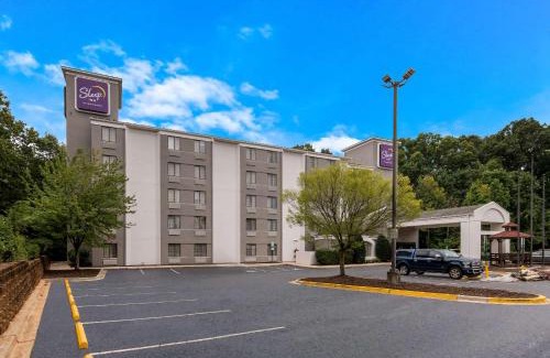 Paw Creek Hotel | Sleep Inn Northlake
