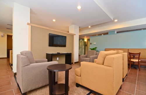 Wells Branch Hotel | Sleep Inn & Suites Austin North I-35