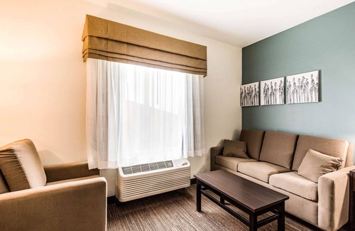 Bryan Hotel | Sleep Inn & Suites Bryan - College Station