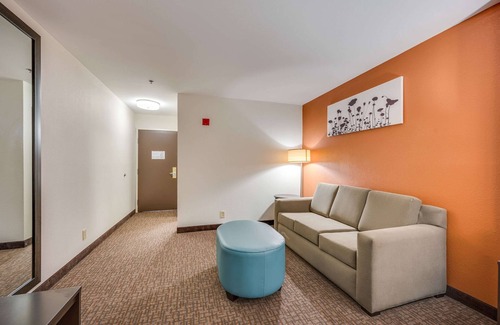 Decatur Hotel | Sleep Inn & Suites Decatur West