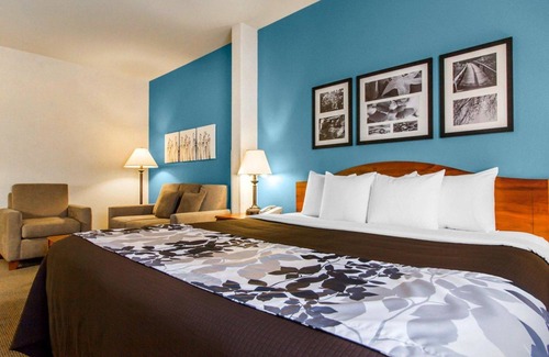 Evansville Hotel | Sleep Inn & Suites Evansville - Casper