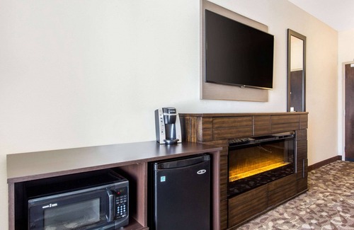 Town of Wawayanda Hotel | Sleep Inn & Suites Middletown - Goshen
