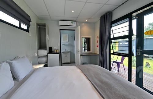 Hazyview Hotel | SleepOver Phabeni Gate