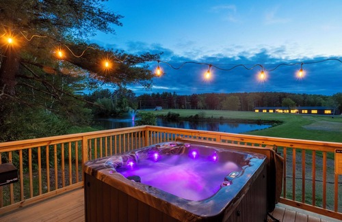 Freehold House | Sleeps 52 - Pond, Tennis Court, Hot Tubs, Sauna