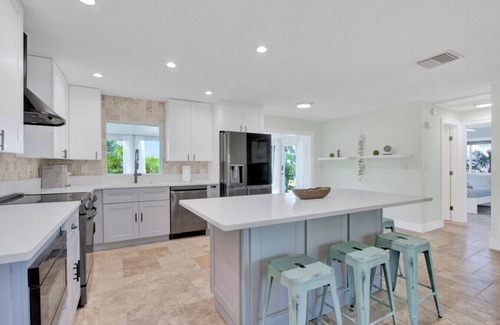 Map Of Hudson House | Sleeps 6 Waterfront Escape W/Foosball, Grill & firepit