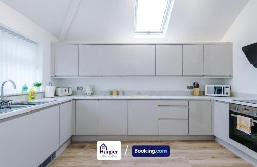 Ewloe House | Sleeps 8 Loft bedroom By Harperletting Short Lets & Serviced Accommodation Buckley With Pool table & Long or Short stays
