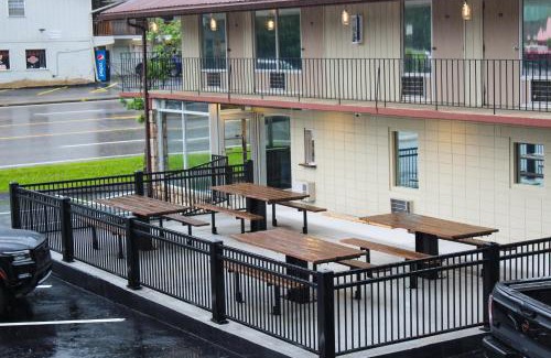 Gatlinburg Hotel | Sleepy Bear Motel