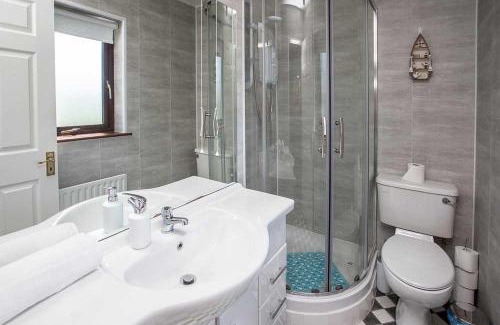 Dungarvan House | Sleepy Rock