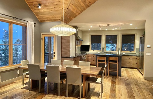 Granby House | Slopeside at Granby Ranch & Near RMNP. Ski in/out custom home with epic views