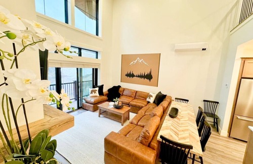 North Conway Apartment | Slopeside Luxe-Upgrade Adventure