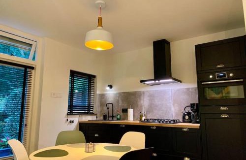 Otterlo House | Sluwe Vos: ontspannen in het bos!