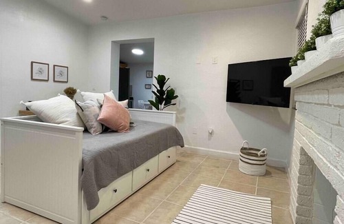 South Miami House | SM CasaGrande South Miami. Cozy, Spacious, Central