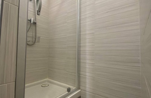 Alfortville Apartment | Small 2-room apartment just outside Paris