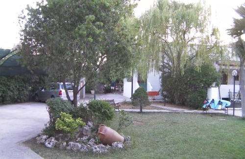 Montincello Apartment | Small apartment in the middle of nature