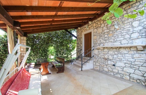 Zambratija House | Small casita just 200 metres from the beach with garden and barbecue